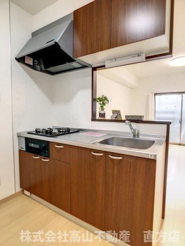 直方市殿町の賃貸マンションのキッチン