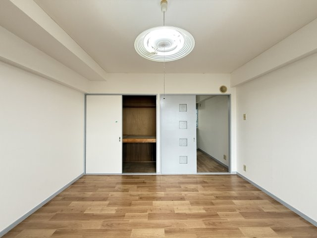 【洋室】 | 鶴見緑地ハイツ弐番館