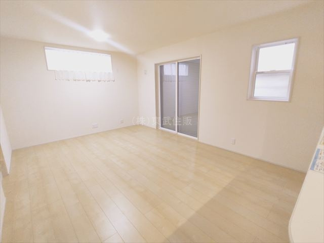 【居間・リビング】の画像