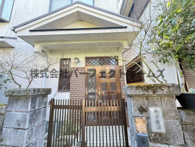 倉治２丁目戸建　賃貸のエントランス|落ち着いたエントランスです