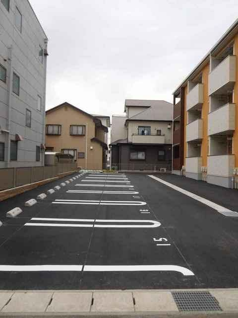 セシル松栄Ⅱの駐車場
