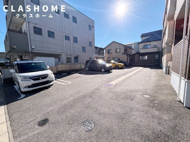セシル松栄Ⅱの駐車場