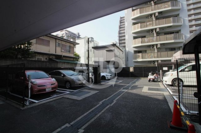 レジデンスウエストアロウ夕陽ヶ丘　大江小学校区の駐車場|レジデンスウエストアロウ夕陽ヶ丘　駐車場