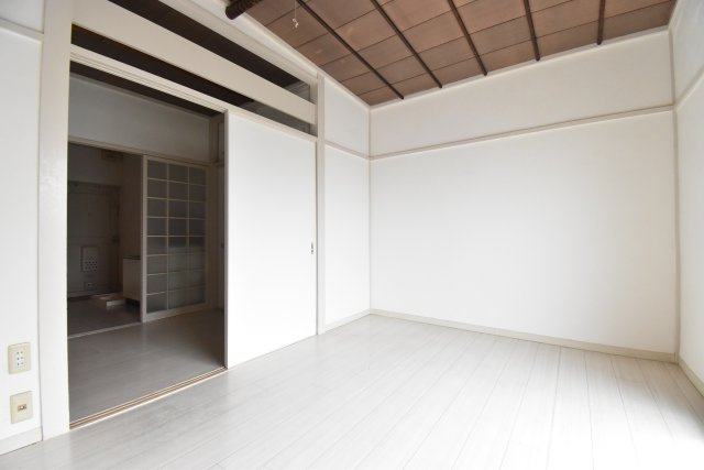 ハニーコーポの洋室