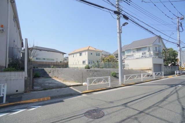 中根２　土地の外観|☆ゆとりのある間口
☆確定測量済み