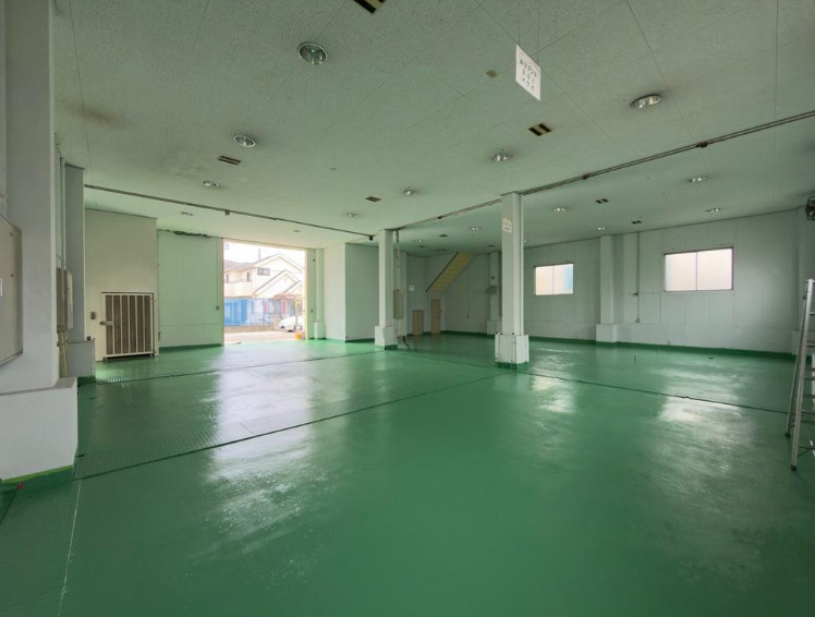 柏市青葉台２丁目の倉庫の内装