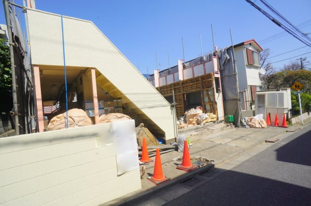 宮坂３　土地の外観|☆土地面積約91.94坪
☆南西側ゆとりのある間口
☆建築条件無し、お好きなハウスメーカーで建築可能