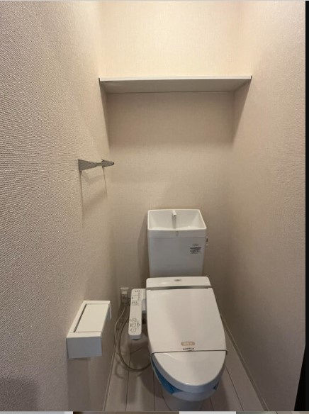 ＣＲＥＳＣＥＮＴＥ経堂 弐番館のトイレ