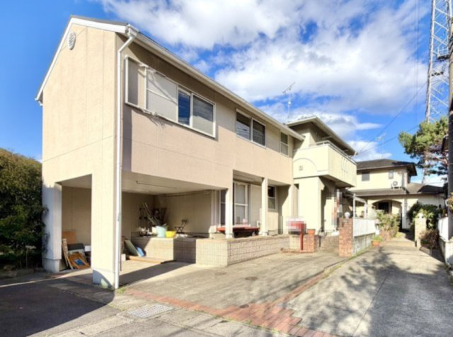 【中古戸建】富岡市田篠の外観|■外観|シンプルで洗練されたデザインは住まう人の色に染まり、個性を映し出します♪本日見学可能(*＾＾*)