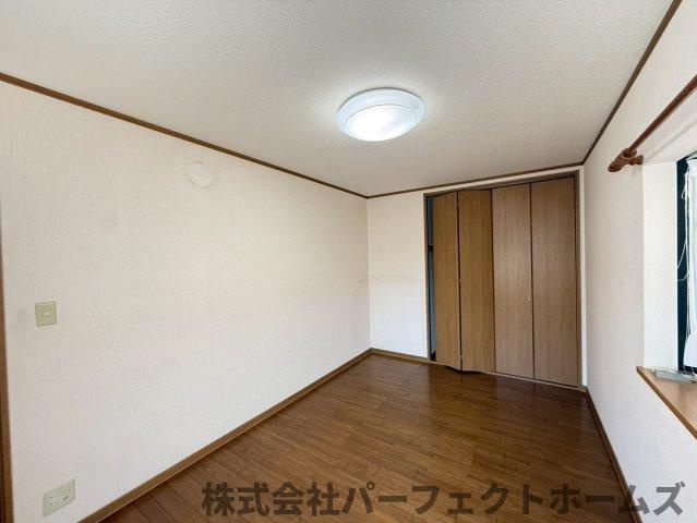 村野東町中古戸建の洋室|きれいな洋室です