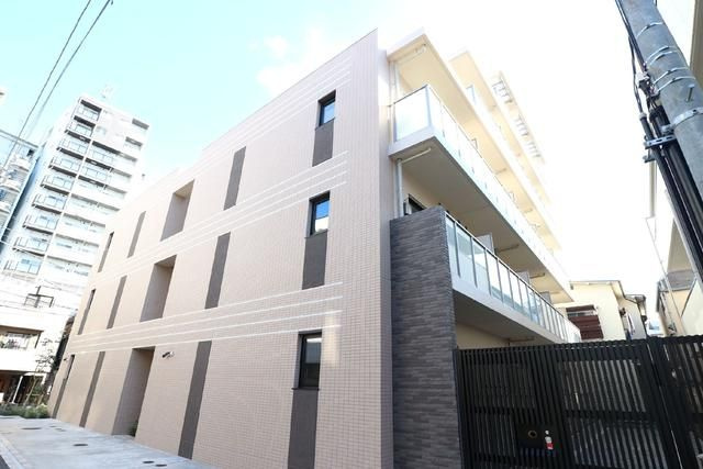 ダン・ラベニール北新宿の外観