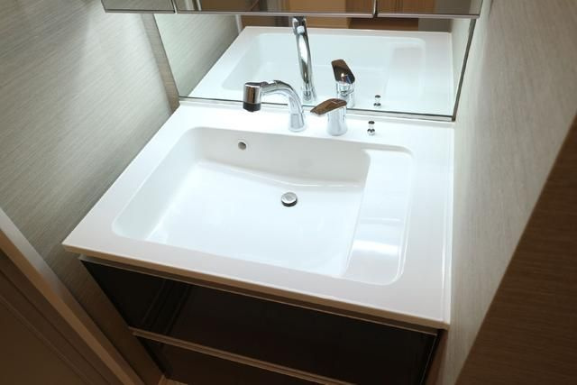 ダン・ラベニール北新宿の洗面所