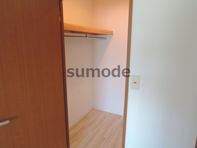 高槻市宮田町３丁目の賃貸マンションの収納
