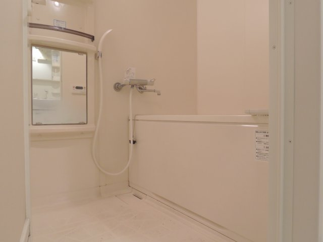 高槻市宮田町３丁目の賃貸マンションの浴室