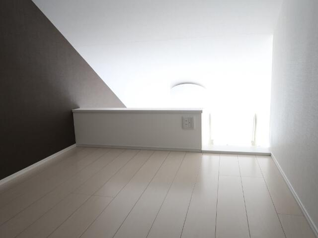 プライムテラスこどもの国の内装|＊別号室の写真となります。