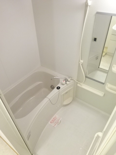 ジェルメⅡの浴室