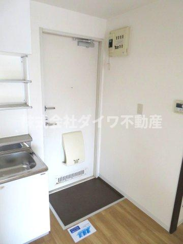 シャトー上里の玄関