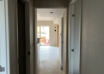 【内装】 | シーズガーデンパラディス町田 | 内装はとにかくおしゃれなものがいい！と選ぶ前に、まず住んだ後のことを想像してみましょう。住んでみたらコンセントの位置が悪くて使いにくいなど出てきます。事前にどの家電をどこに置くか想定しておきましょう。