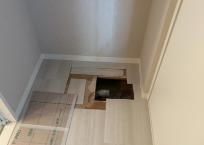 【ランドリースペース】 | シーズガーデンパラディス町田 | ランドリースペースも気になります。洗濯機置場があり「洗う、干す、取り込む、アイロンがけ、たたむ」など、洗濯に関する家事をするための空間です。広さや収納など付帯設備も含めて、詳細は現地でご確認ください。