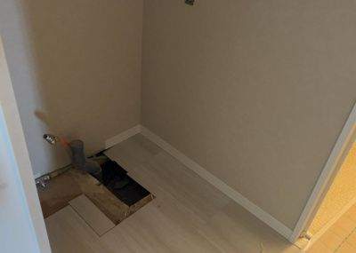 【独立洗面台】 | シーズガーデンパラディス町田 | 洗面化粧台では顔を洗ったり、身だしなみを整えることが本来の使い方ですが、用途によっては洗面化粧台に求められる機能が違ってくるため、ご自身や家族のライフスタイルに合ったものを選ぶことをおすすめ致します。