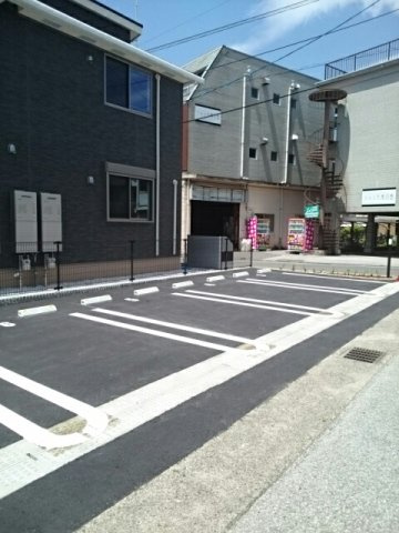 コンフォールＨの駐車場|駐車場