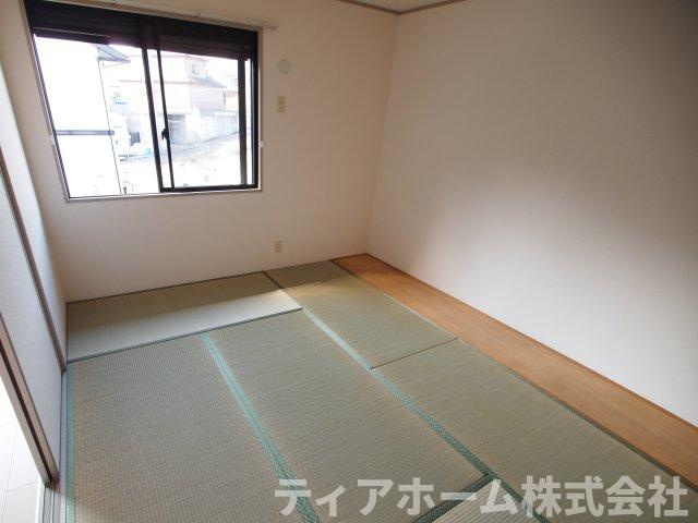 香芝市関屋のハイツの和室|和室、ちょっとしたくつろぎスペースにいかがでしょうか