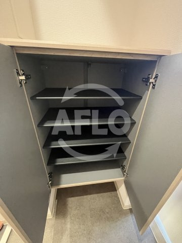シャルールメゾン桃谷の収納|シャルールメゾン桃谷　シューズボックス