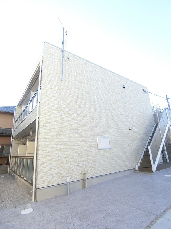 リブリ・Crest羽衣のエントランス