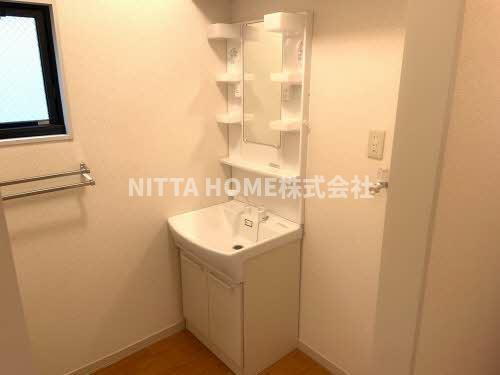 豊岡市中陰のアパートの洗面所|洗髪洗面化粧台です★