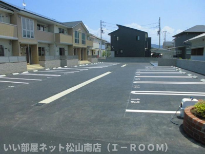 【駐車場】 | イノセント・シャイン