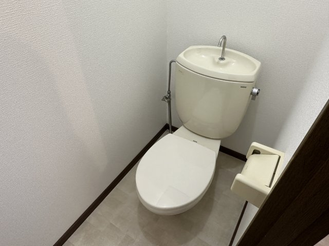 メゾン・ボルガートのトイレ