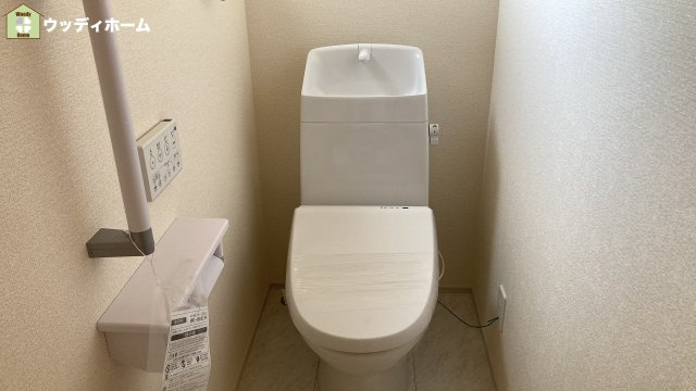 越谷市伊原2丁目　新築一戸建てのトイレ