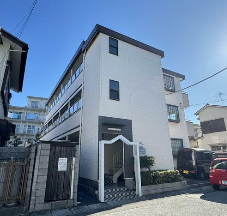 ドミールトウセンの外観