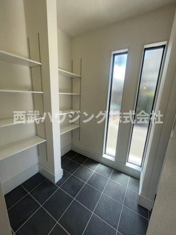 【仲介手数料無料】所沢市　榎町　全１棟　所沢市の新築住宅なら西武ハウジングの玄関