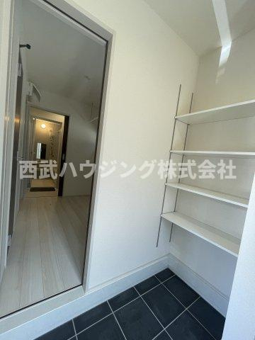 【仲介手数料無料】所沢市　榎町　全１棟　所沢市の新築住宅なら西武ハウジングの玄関