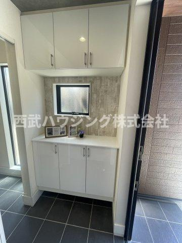 【仲介手数料無料】所沢市　榎町　全１棟　所沢市の新築住宅なら西武ハウジングの玄関