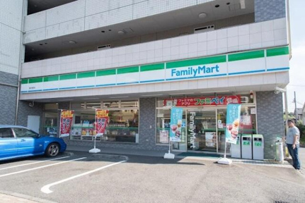 ファミリーマート　鶴…まで317m