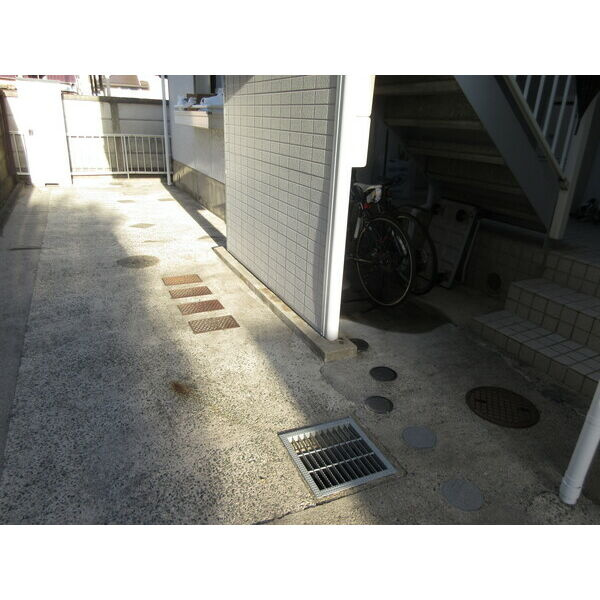 セジュール東曙A棟のエントランス