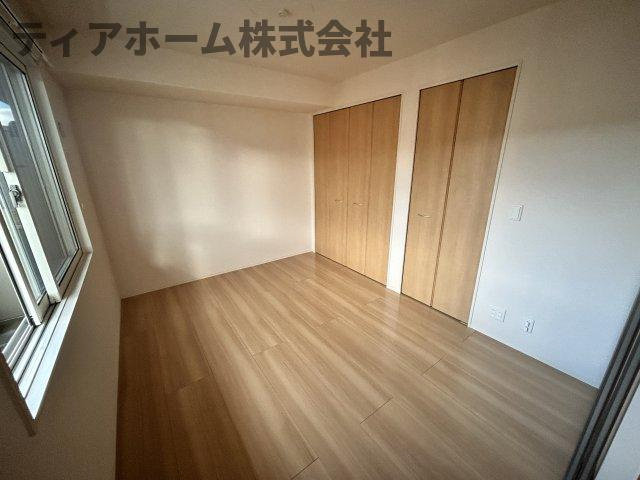 ドミール・ヨシダ・トロワの洋室|落ち着いた色調の洋室です