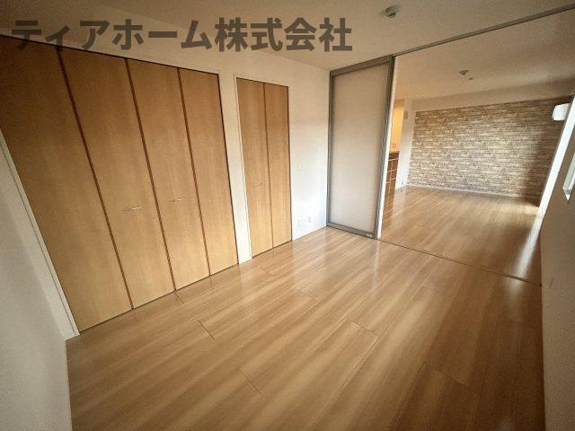 ドミール・ヨシダ・トロワの洋室|明るい洋室です