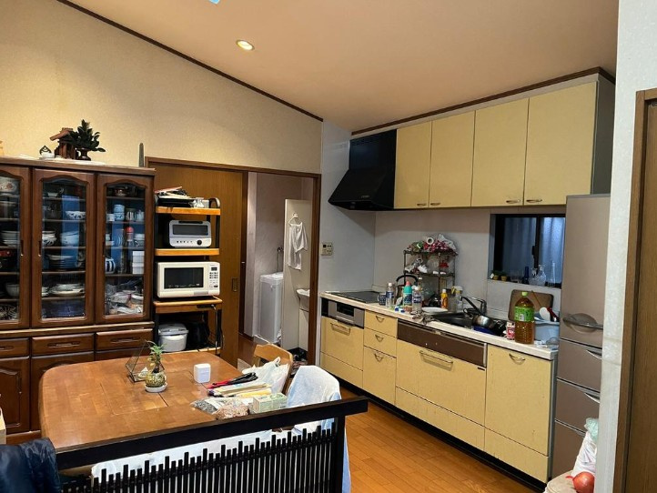 王子町　店舗付住宅のキッチン