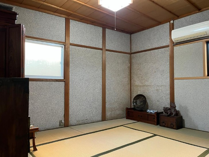 王子町　店舗付住宅の和室