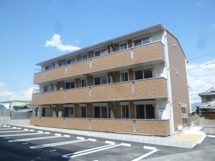 御所市大字東松本の賃貸マンションの外観