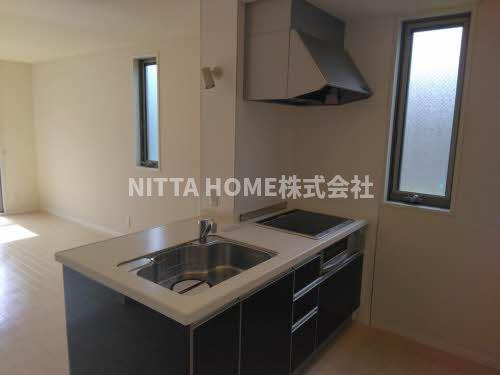 ラ・メゾンＧＯＲＹＯのキッチン|ＩＨヒーター付きのカウンターキッチン☆彡