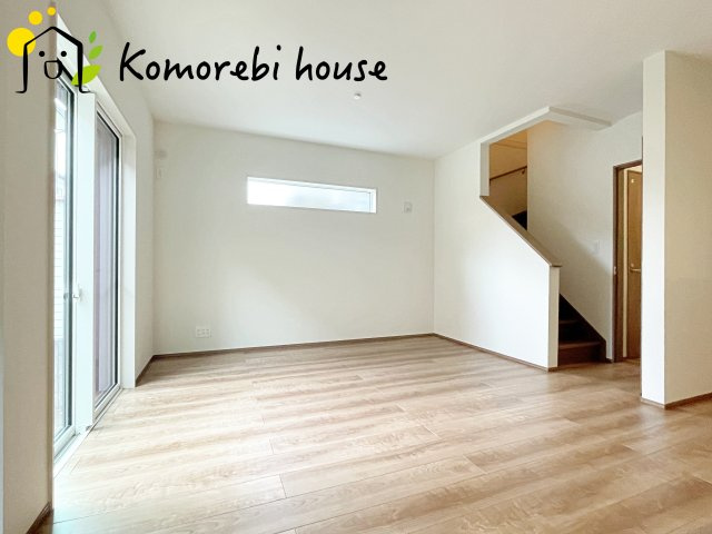 上尾市浅間台　新築一戸建て　タマタウン　01の居間・リビング|こちらの居間で趣味の時間をお楽しみください