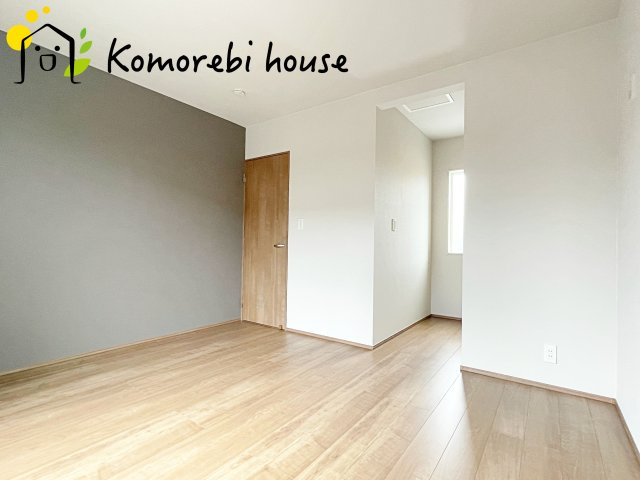 上尾市浅間台　新築一戸建て　タマタウン　01の洋室|明るい洋室です