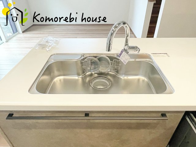 上尾市浅間台　新築一戸建て　タマタウン　01のキッチン|お料理しやすいキッチンです