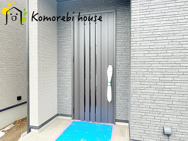 上尾市浅間台　新築一戸建て　タマタウン　01の玄関|きれいな玄関です