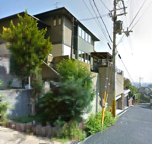 雲雀丘山手1丁目　の前面道路含む現地写真|前面道路　公道　南西4.8ｍ