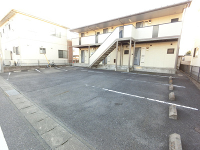 【駐車場】 | マルベリー弐番館
